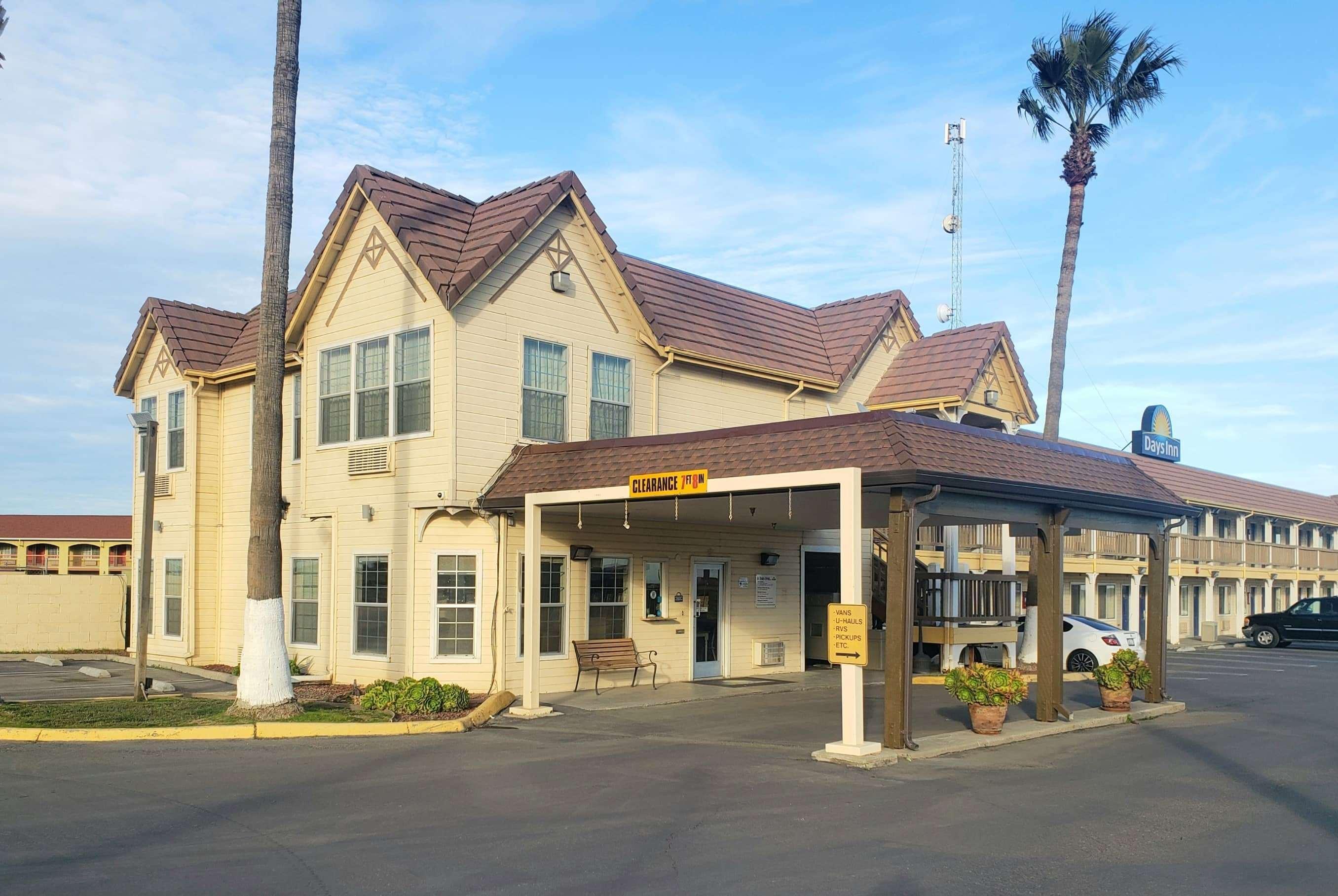 Days Inn By Wyndham Westley Εξωτερικό φωτογραφία